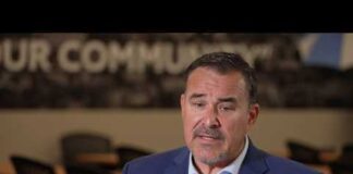 Federal Bureau of Prisons deputy director steps down